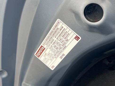 Used 2022 Toyota Highlander Platinum image 31