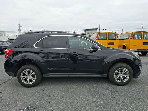 Used 2017 Chevrolet Equinox LT w/ Convenience Package image 7