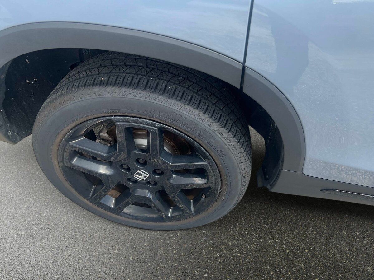 Used 2024 Honda Passport Black Edition image 4