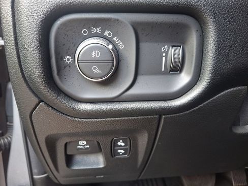Used 2021 RAM 1500 Big Horn AWD/4WD image 24