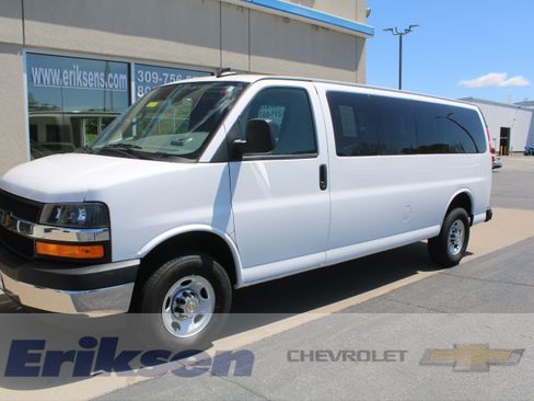 Certified 2025 Chevrolet Express 3500 LT w/ LT Preferred Equipment Group RWD image 1