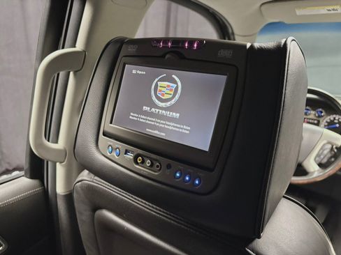 Used 2014 Cadillac Escalade ESV Platinum AWD/4WD image 38