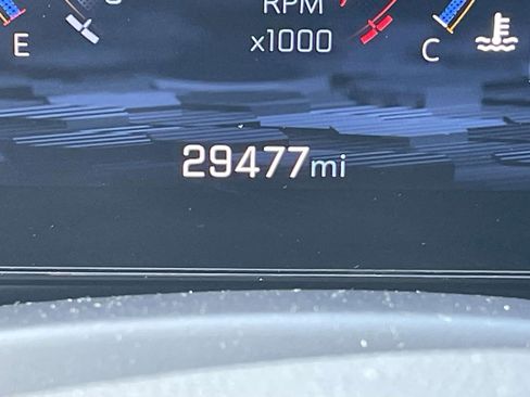 Used 2025 Chevrolet Tahoe Z71 image 19