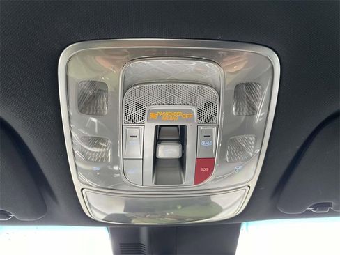 Certified 2024 Genesis GV70 3.5T Sport image 33