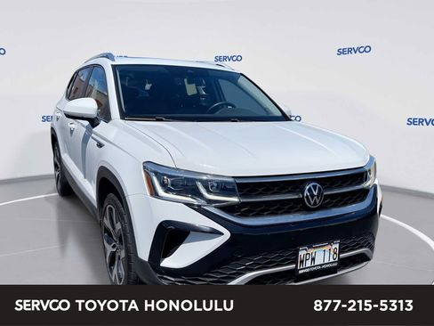 Used 2022 Volkswagen Taos SEL AWD/4WD image 1