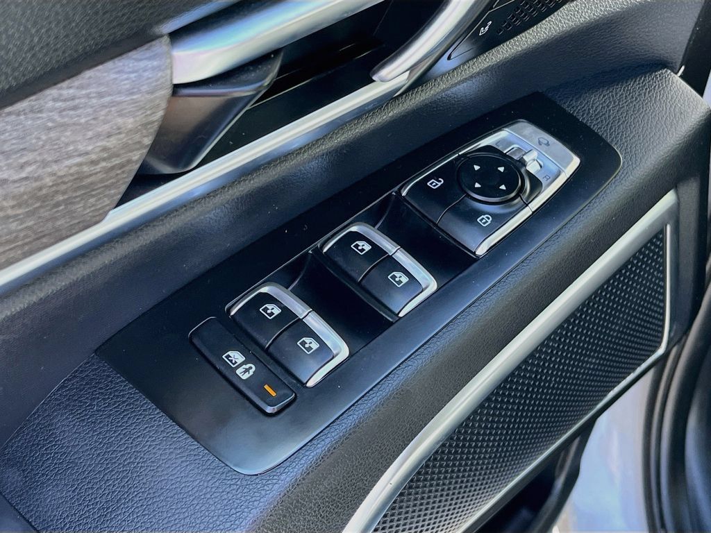 Used 2022 Kia Telluride SX w/ SX Prestige Package AWD/4WD image 18