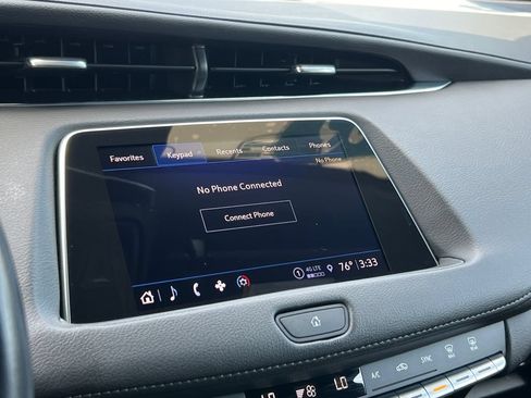 Used 2023 Cadillac XT4 Premium Luxury FWD image 39