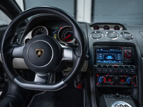 Used 2007 Lamborghini Gallardo AWD/4WD image 45