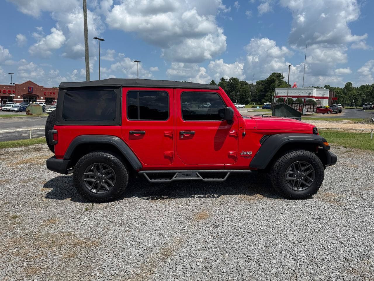 Used 2021 Jeep Wrangler Unlimited Sport AWD/4WD image 2