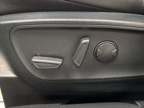 Used 2022 Ford Escape Titanium w/ Titanium Elite Package image 24