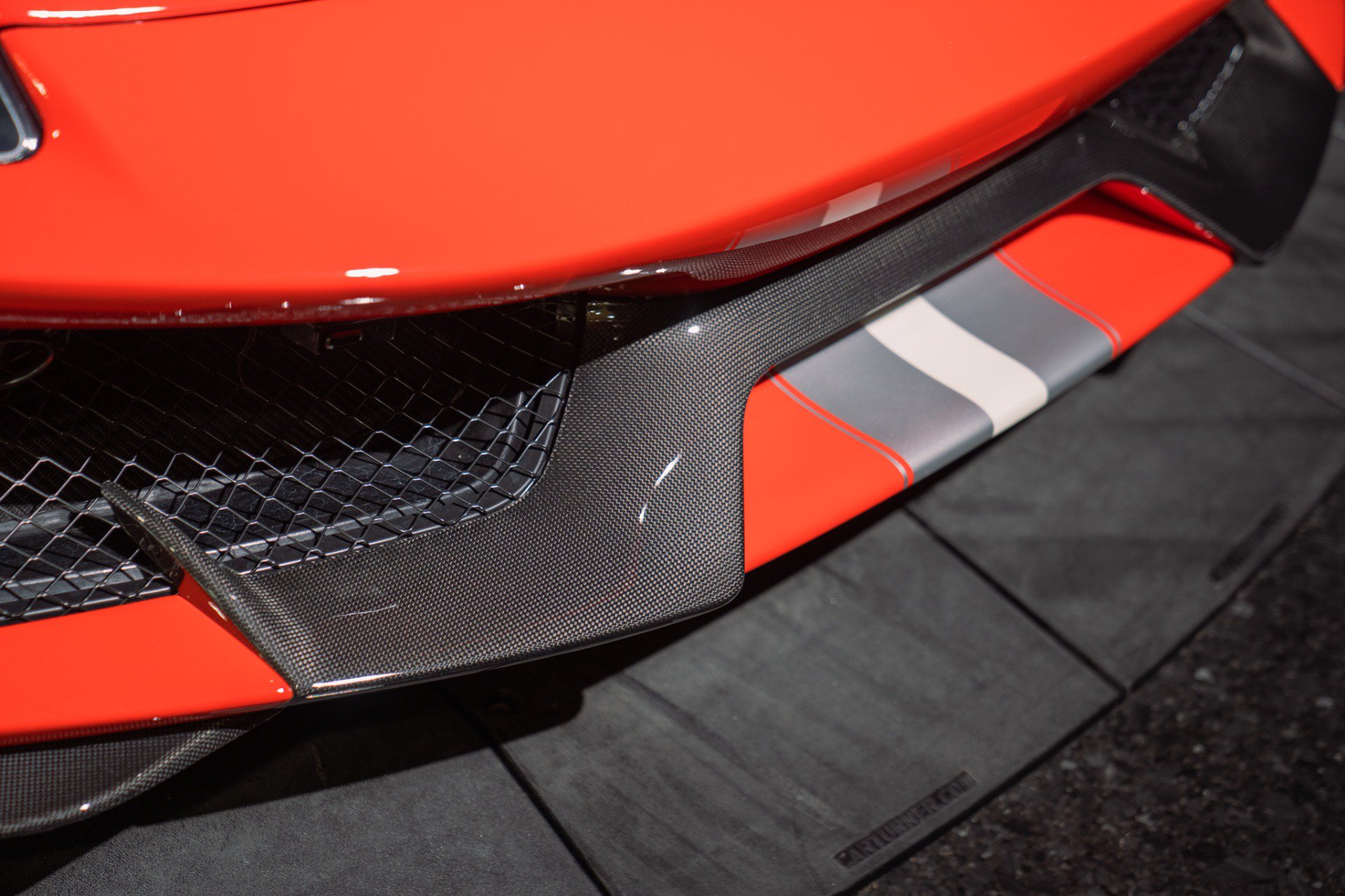 Used 2020 Ferrari 488 Pista Coupe RWD image 19