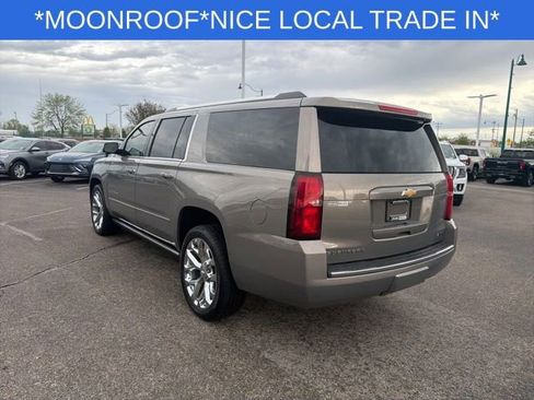 Used 2017 Chevrolet Suburban Premier image 11