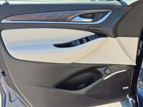Used 2023 Buick Enclave Avenir w/ Avenir Technology Package AWD/4WD image 13