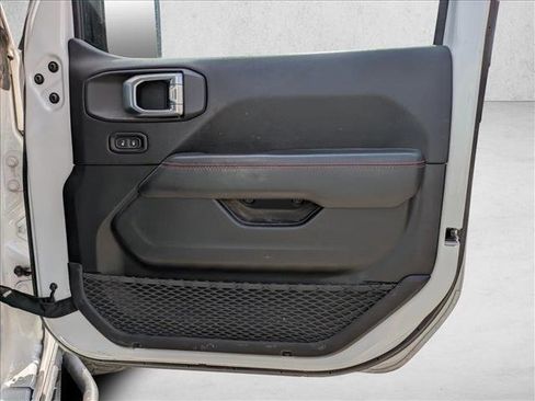 Used 2020 Jeep Gladiator Rubicon image 16
