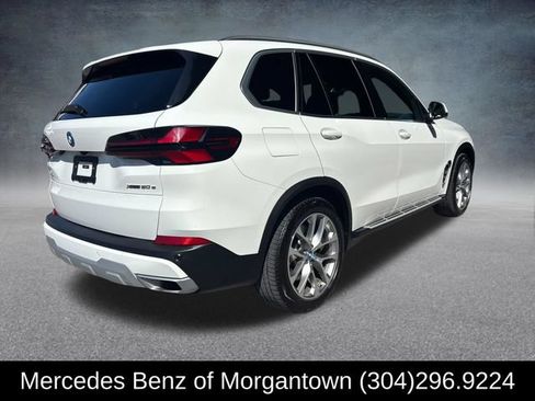 Used 2025 BMW X5 xDrive50e AWD/4WD image 5
