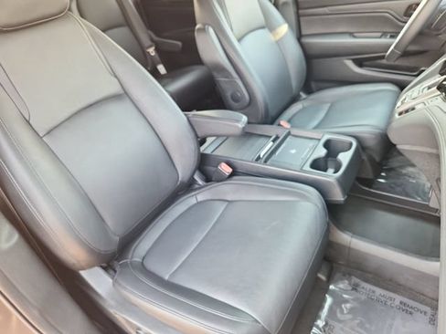 Used 2025 Honda Odyssey EX-L image 13