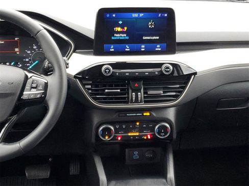 Used 2022 Ford Escape SEL image 23