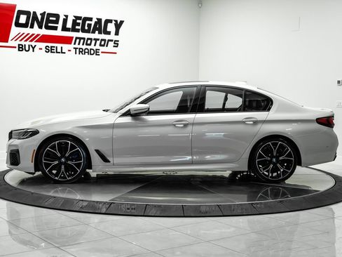 Used 2021 BMW M550i xDrive w/ Executive Package AWD/4WD image 13