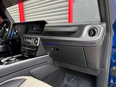 Used 2020 Mercedes-Benz G 550 image 30