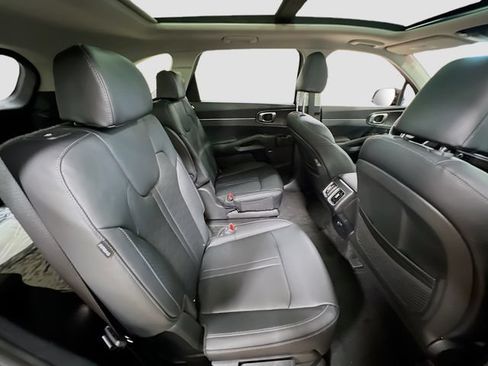 New 2026 Kia Sorento EX w/ EX Premium Package AWD/4WD image 29