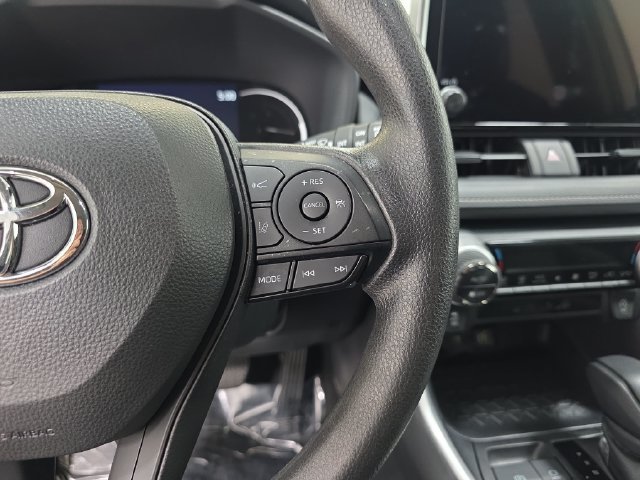 Certified 2024 Toyota RAV4 XLE FWD image 15