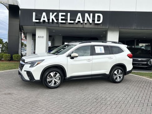 Certified 2025 Subaru Ascent Premium w/ Premium Package image 2