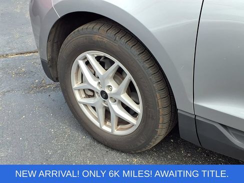 Certified 2024 Ford Edge SEL w/ Convenience Package AWD/4WD image 9