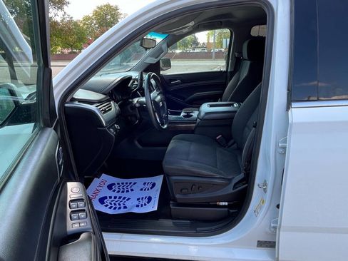 Used 2017 Chevrolet Suburban LS image 23