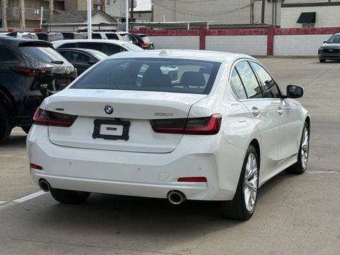 Used 2025 BMW 330i xDrive Sedan AWD/4WD image 4