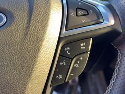 Certified 2023 Ford Edge ST image 13