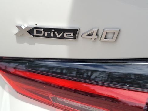 New 2026 BMW i4 xDrive40i w/ Premium Package AWD/4WD image 5