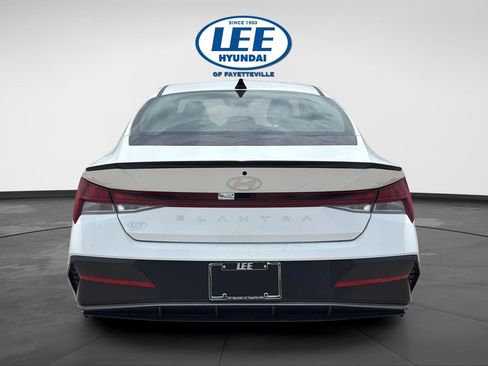 New 2026 Hyundai Elantra SEL Sport FWD image 4
