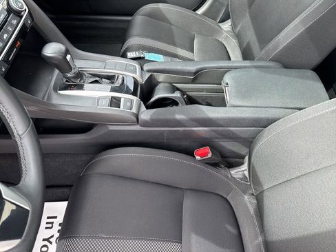 Used 2019 Honda Civic EX image 27