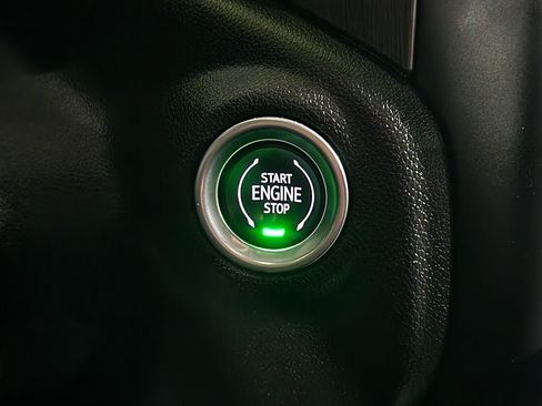 Used 2021 GMC Sierra 1500 AT4 image 40