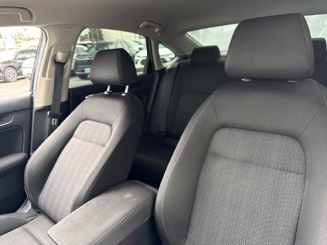 Used 2025 Honda Civic LX image 34