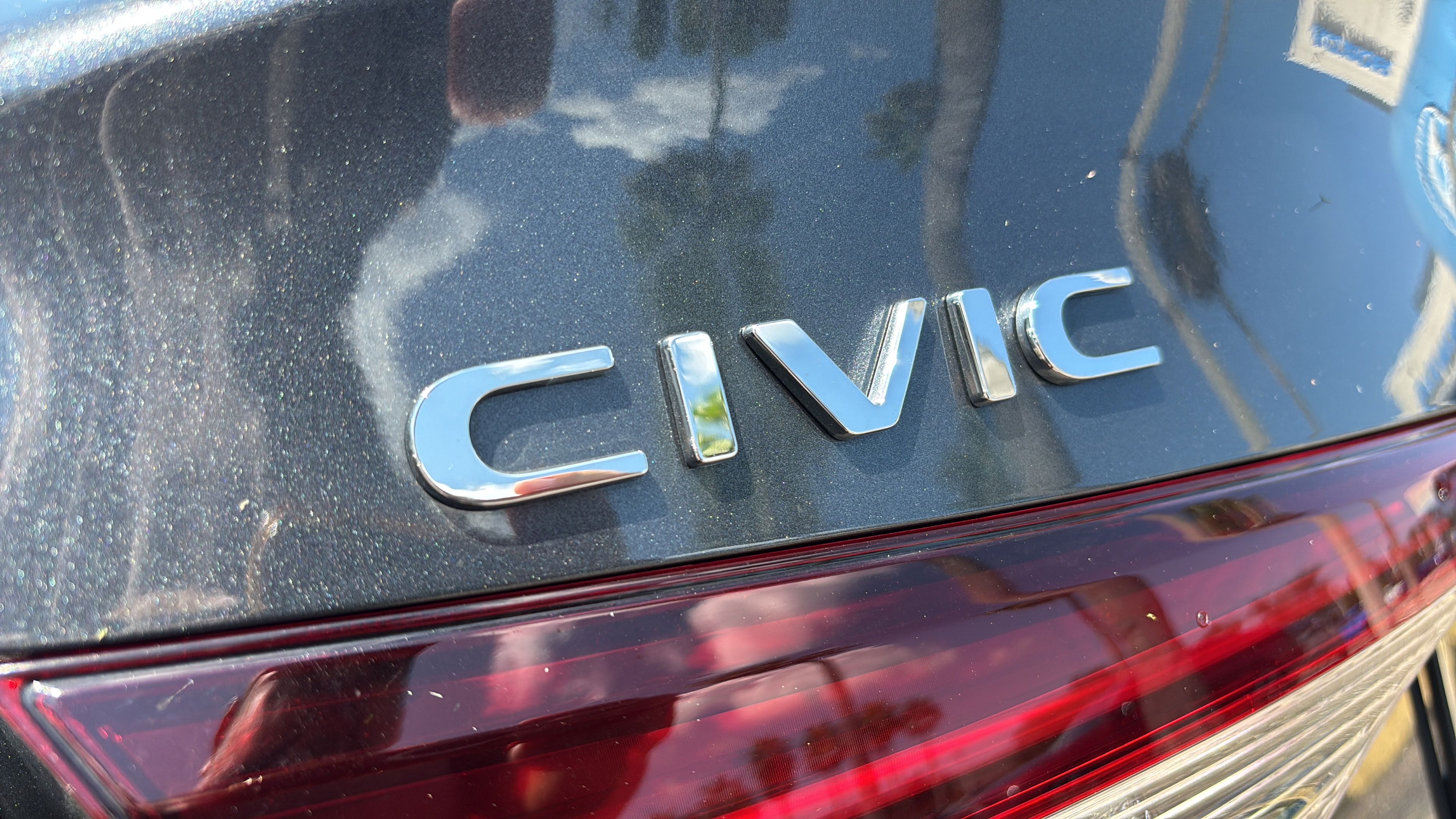 Certified 2025 Honda Civic Sport image 32