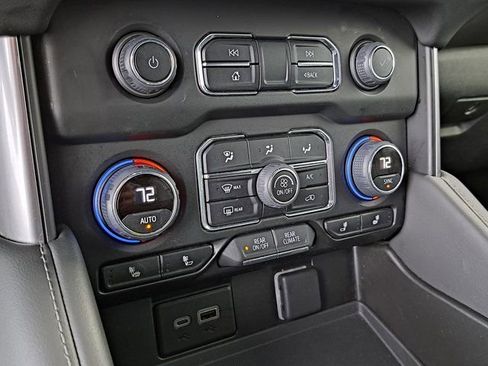 Used 2024 Chevrolet Tahoe LT image 18