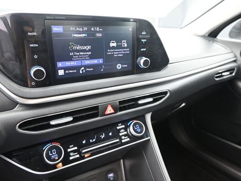 Certified 2022 Hyundai Sonata SEL image 17