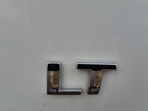 Used 2023 Chevrolet Traverse LT image 22