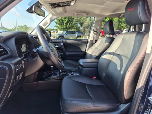 Used 2024 Toyota 4Runner TRD Off-Road Premium AWD/4WD image 21