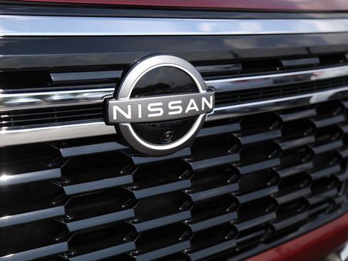 New 2025 Nissan Armada SL w/ Convenience Package image 9