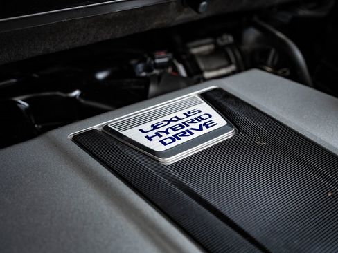 Used 2017 Lexus RX 450h AWD image 52