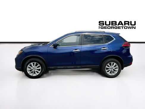 Used 2017 Nissan Rogue SV w/ SV Premium Package AWD/4WD image 4