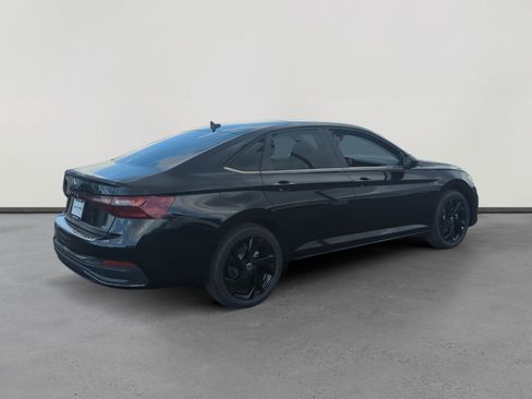 New 2025 Volkswagen Jetta SE image 5