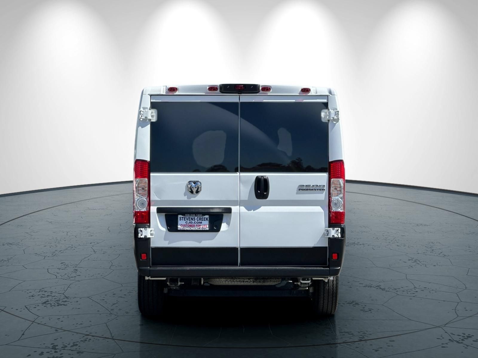 Used 2025 RAM ProMaster 2500 w/ U-Haul Equipment Group FWD image 5