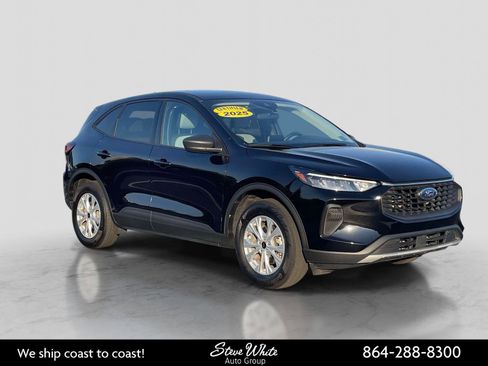 Used 2025 Ford Escape Active AWD/4WD image 1