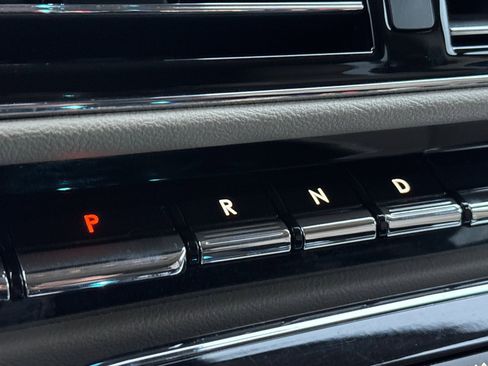 Used 2022 Lincoln Navigator L Reserve image 21