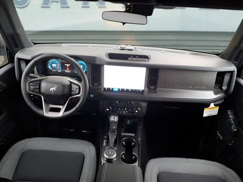 New 2025 Ford Bronco Big Bend image 7