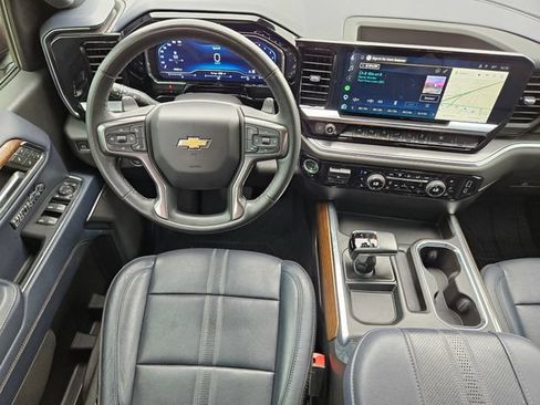 Used 2023 Chevrolet Silverado 1500 High Country w/ High Country Premium Package AWD/4WD image 33