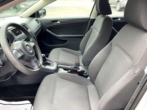 Used 2013 Volkswagen Jetta S FWD image 9